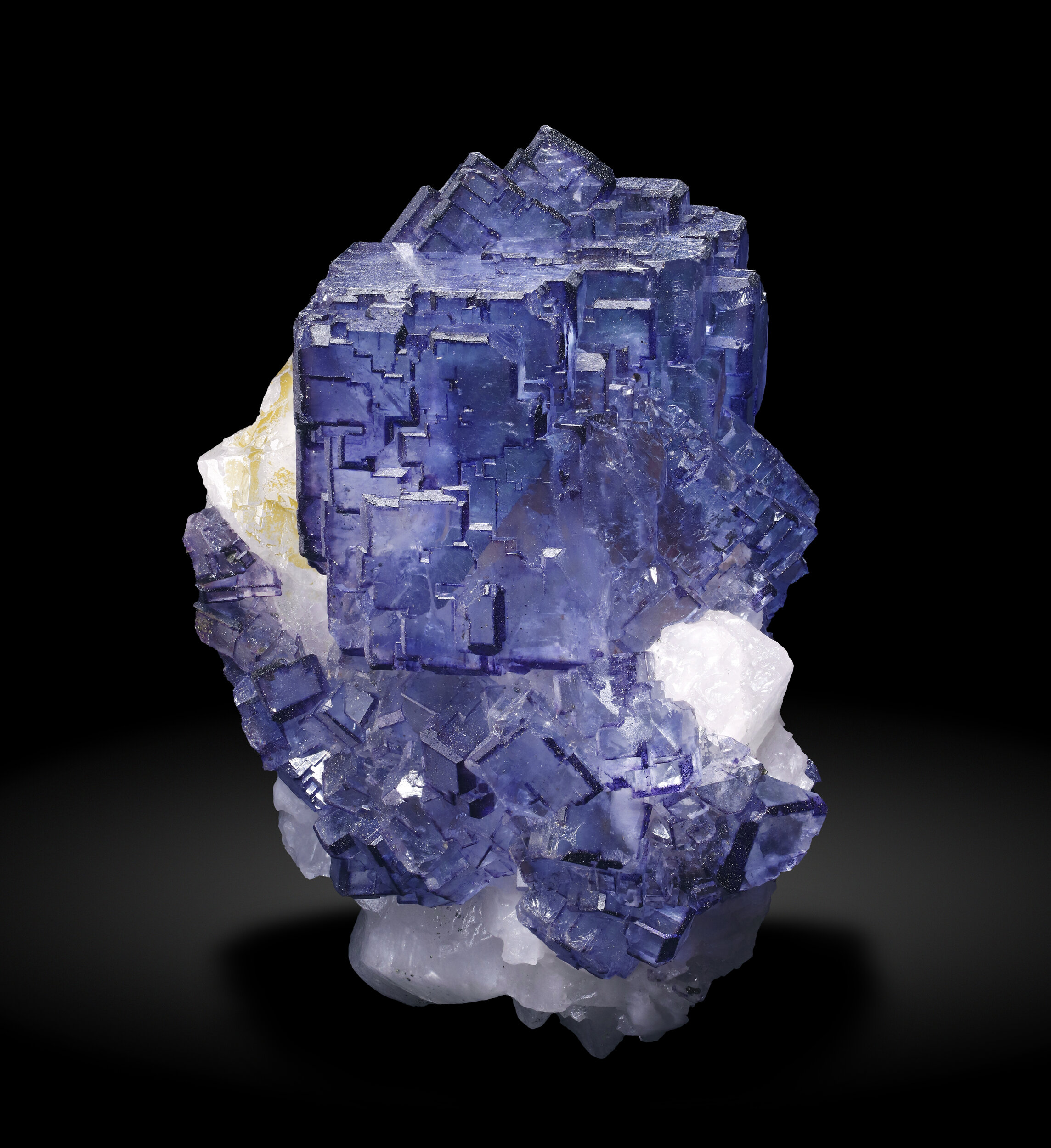 specimens/s_imagesAQ0/Fluorite-TXB77AQ0_5871_f.jpg