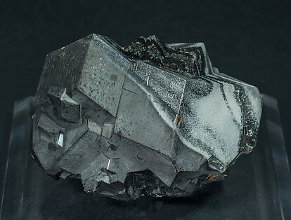 Andradite. Front