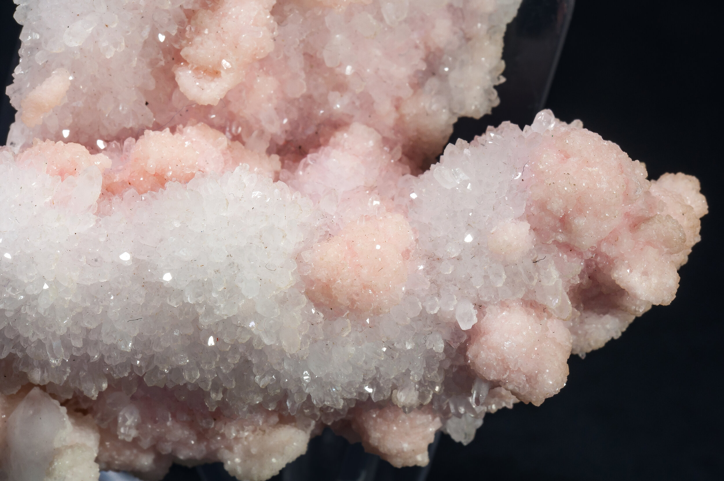 specimens/s_imagesAQ1/Rhodochrosite-RFX13AQ1d.jpg
