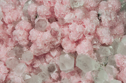 Rhodochrosite with Quartz and Sphalerite