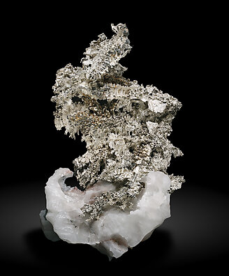 Silver with Calcite. Front / Photo: Joaquim Calln