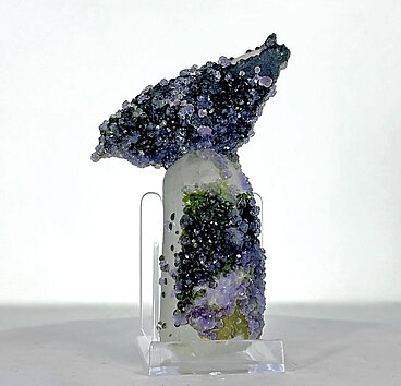Quartz with Fluorite and Chlorite. 