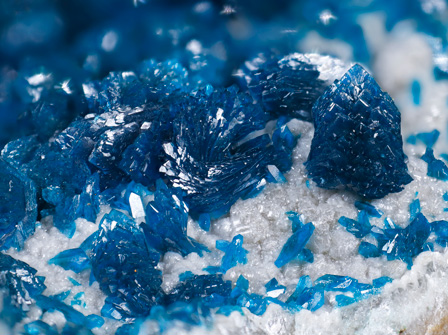 Veszelyite. Detail / Photo: Joaquim Call�n