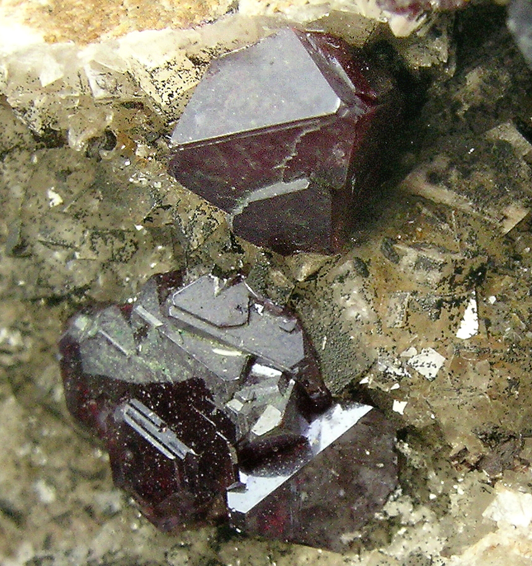 specimens/s_imagesCM/Cuprite-9AH16Q6d.jpg