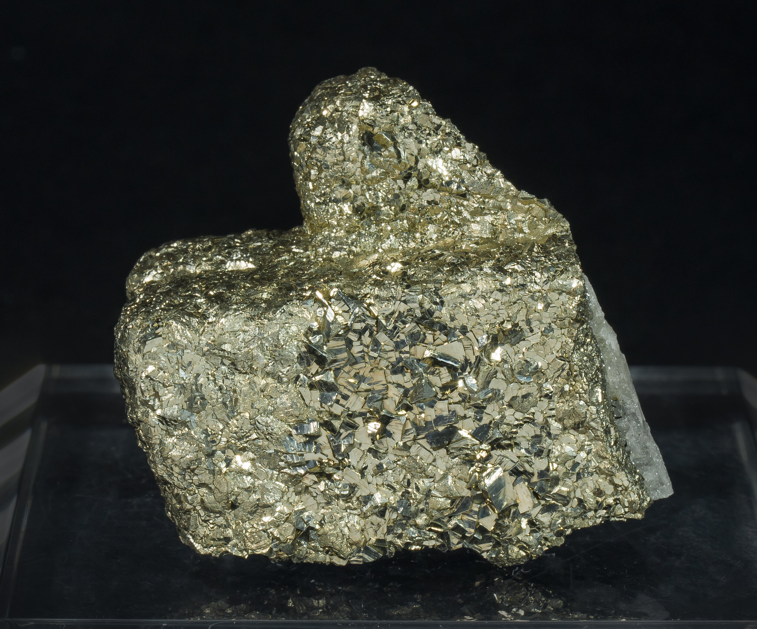 specimens/s_imagesCM/Pyrite-16MHL80_f.jpg