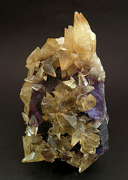 Fluorite with Calcite. Rear