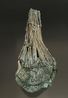 Stannite (twinned) with Zinkenite. Side