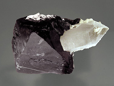 Scheelite with Quartz and Dolomite. Top
