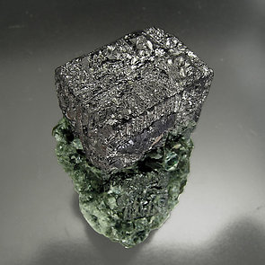 Perovskite with Clinochlore. Top