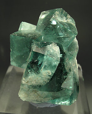 Twinned Fluorite. Front