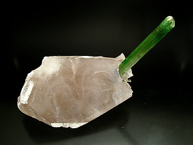 Elbaite on Quartz (variety smoky) and Albite. Side