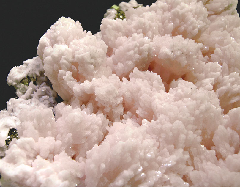 specimens/s_imagesH7/Manganoan_Calcite-TB96H7d.jpg