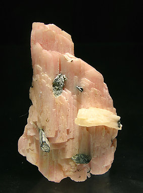 Serandite with Aegirine and Natrolite. Rear