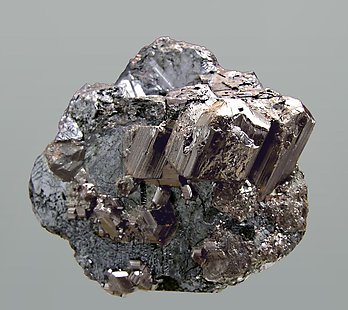 Rutile and Hematite pseudomorph after Ilmenite. Rear