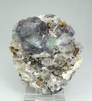 Fluorite with Quartz, Chalcopyrite and Siderite. 