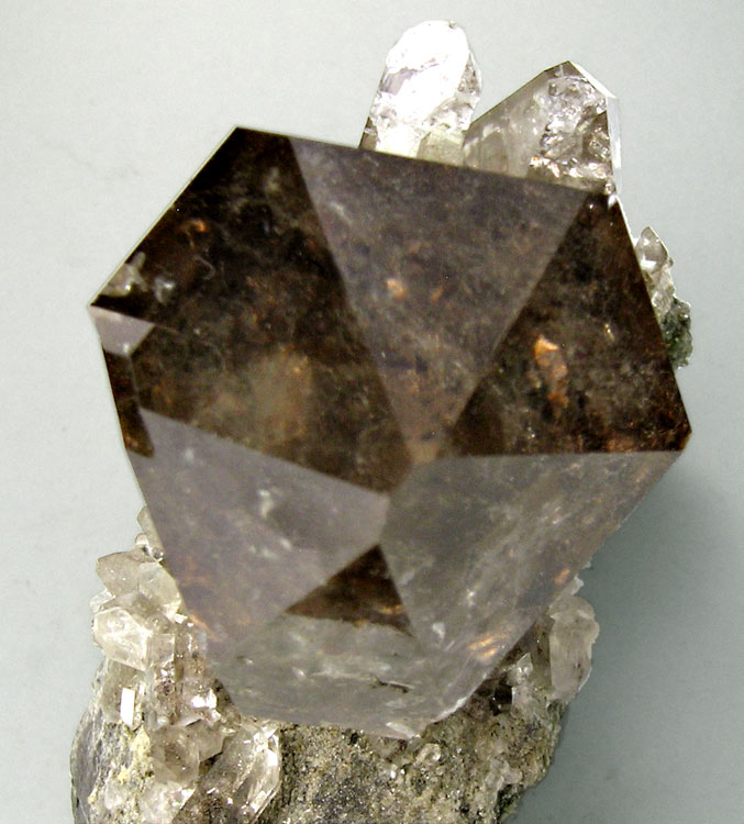 specimens/s_imagesM4/Smoky-Quartz-AF89M4t.jpg
