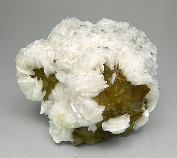 Fluorite with Baryte. 