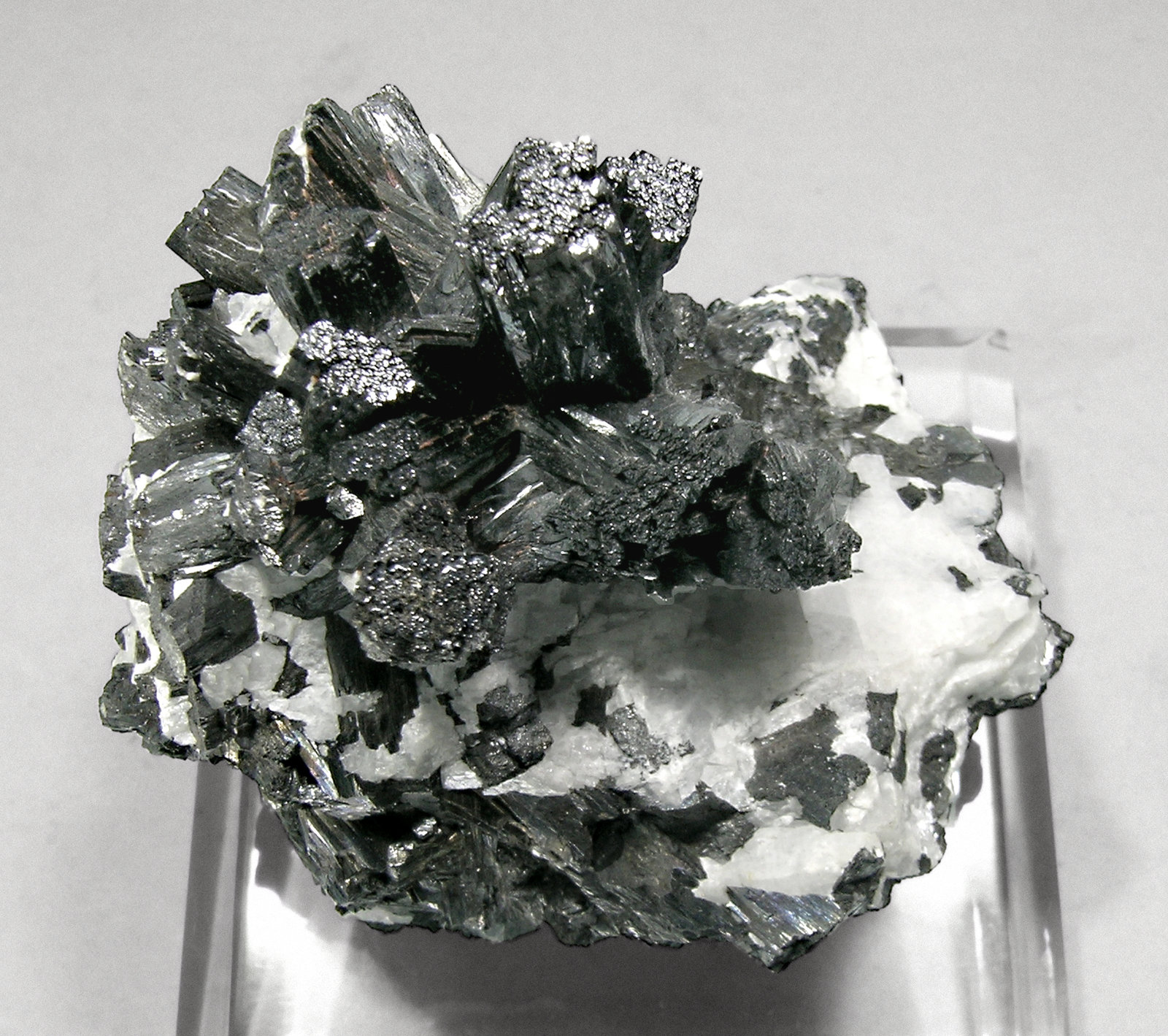 specimens/s_imagesM6/Manganite-AE98M6t.jpg