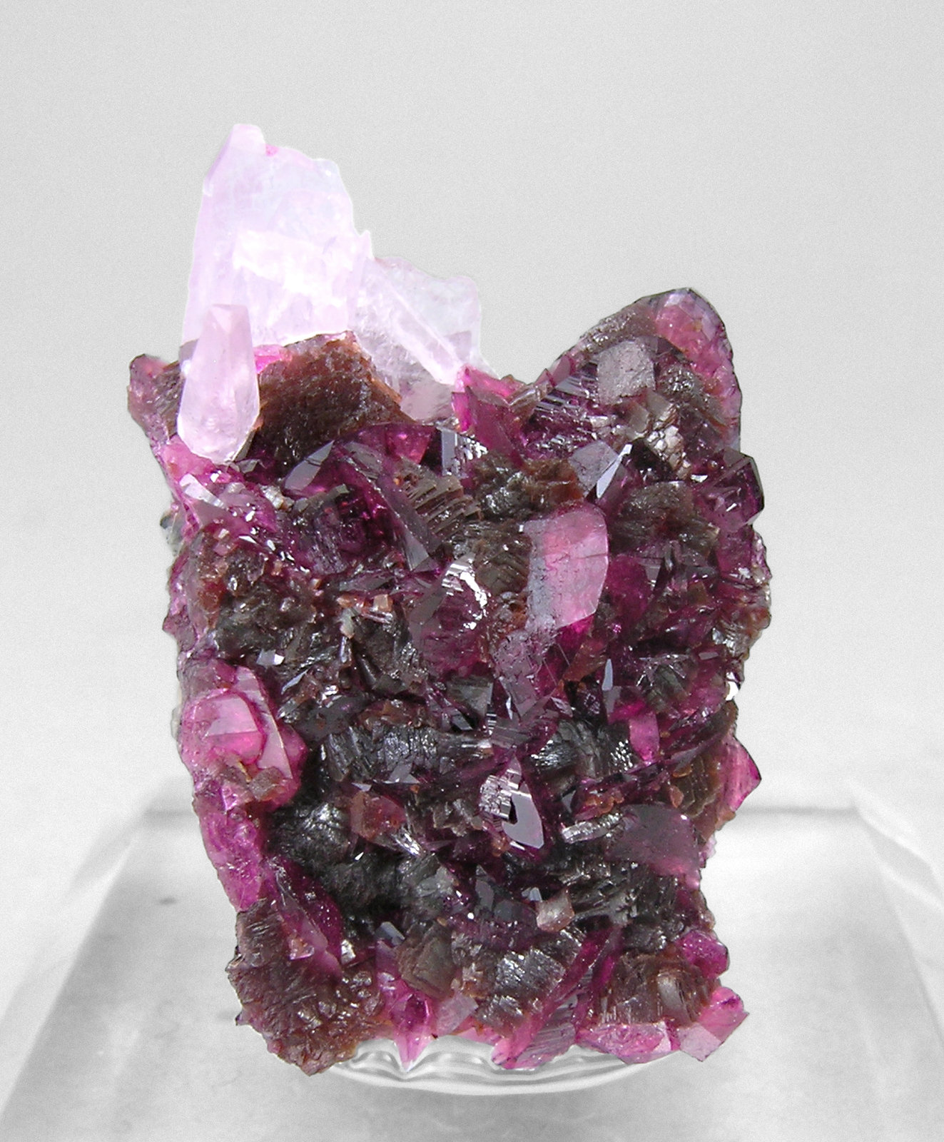 specimens/s_imagesM6/Roselite_beta-AY27M6f.jpg
