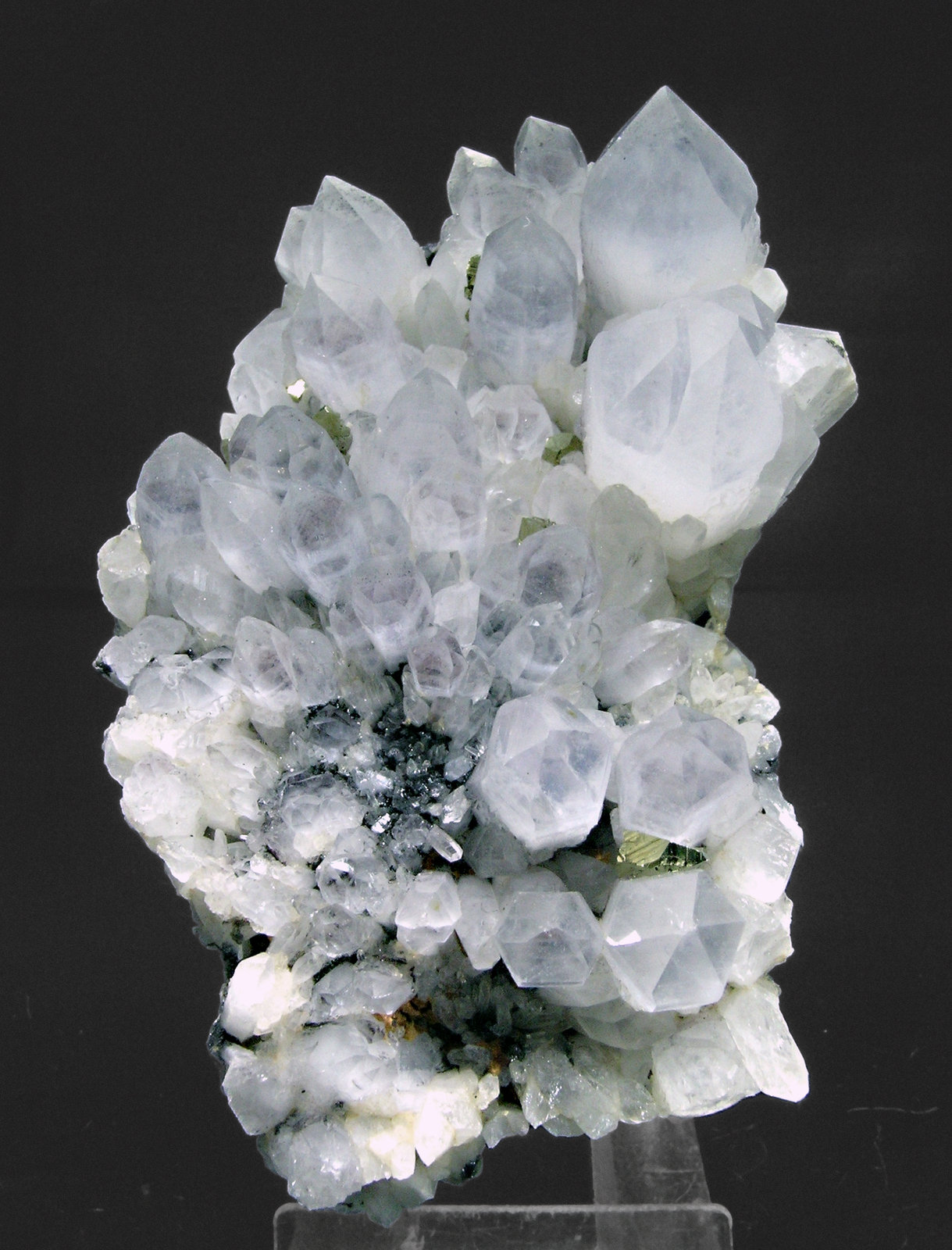 specimens/s_imagesM9/Quartz-AC62M9f.jpg