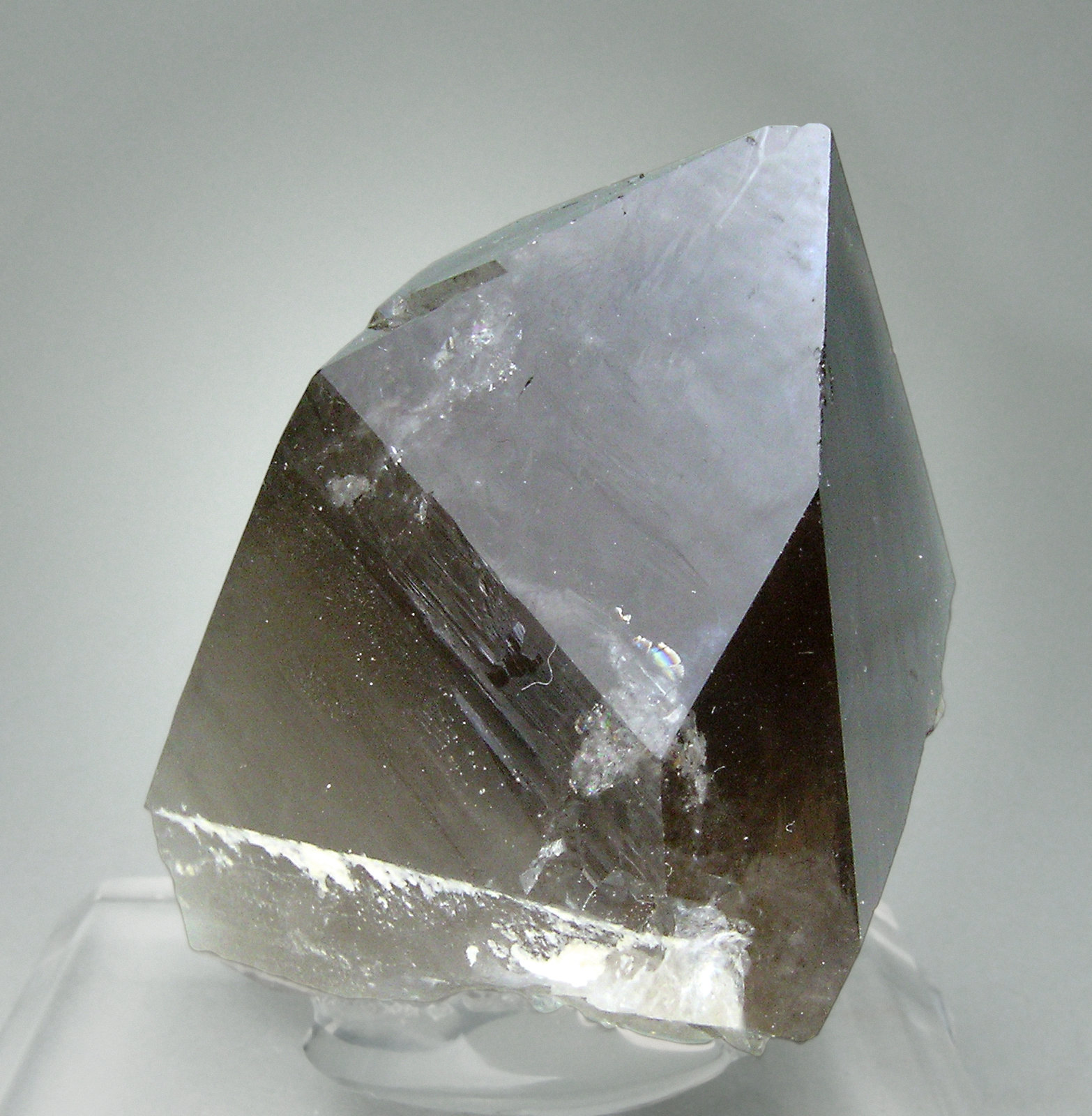 specimens/s_imagesM9/Smoky-Quartz-NP58M9r.jpg