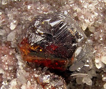 Sphalerite with Quartz. 