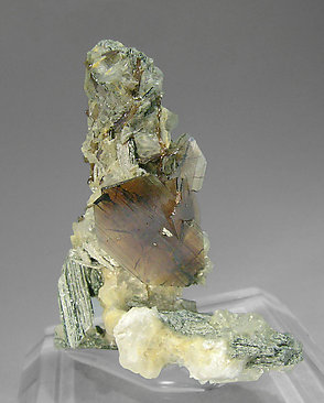 Brookite con Calcita. 