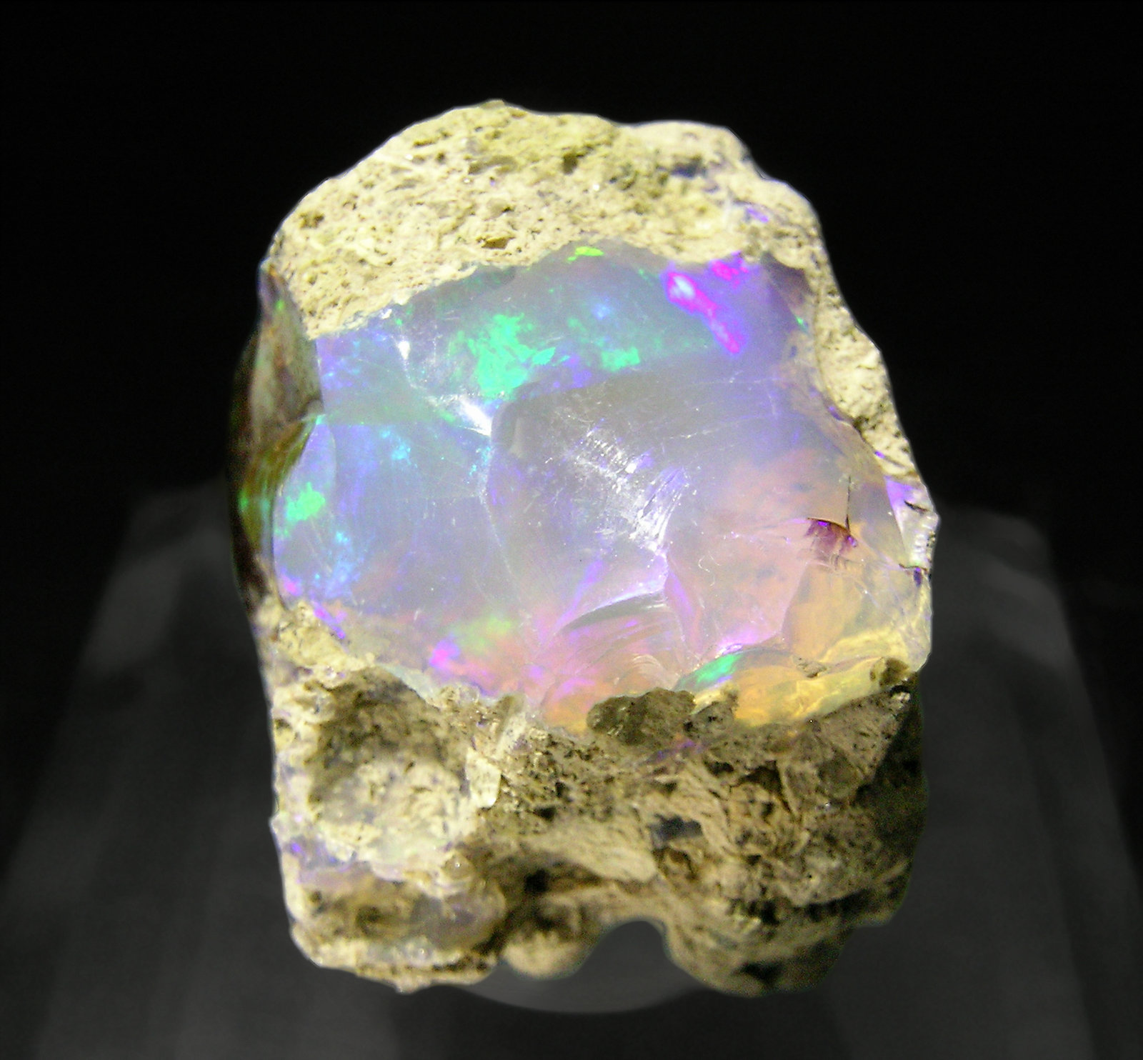 specimens/s_imagesQ0/Opal-TB62Q0.jpg