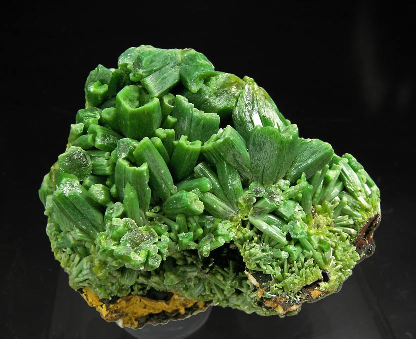 specimens/s_imagesQ0/Pyromorphite-GX68Q0f.jpg