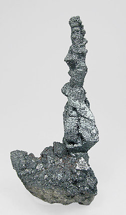 Hematite after Magnetite (variety martite). Front