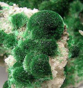 Malachite with Calcite. 