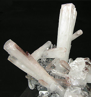 Hemimorphite with Calcite. 