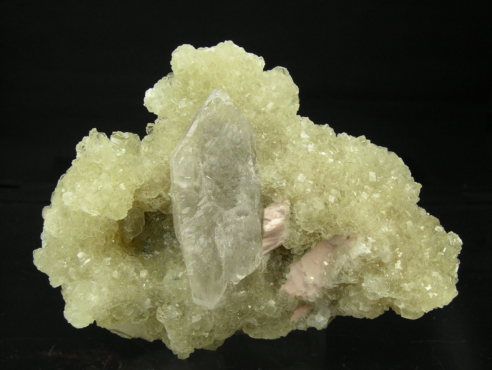 specimens/s_imagesQ6/Prehnite-AQ8Q6f.jpg