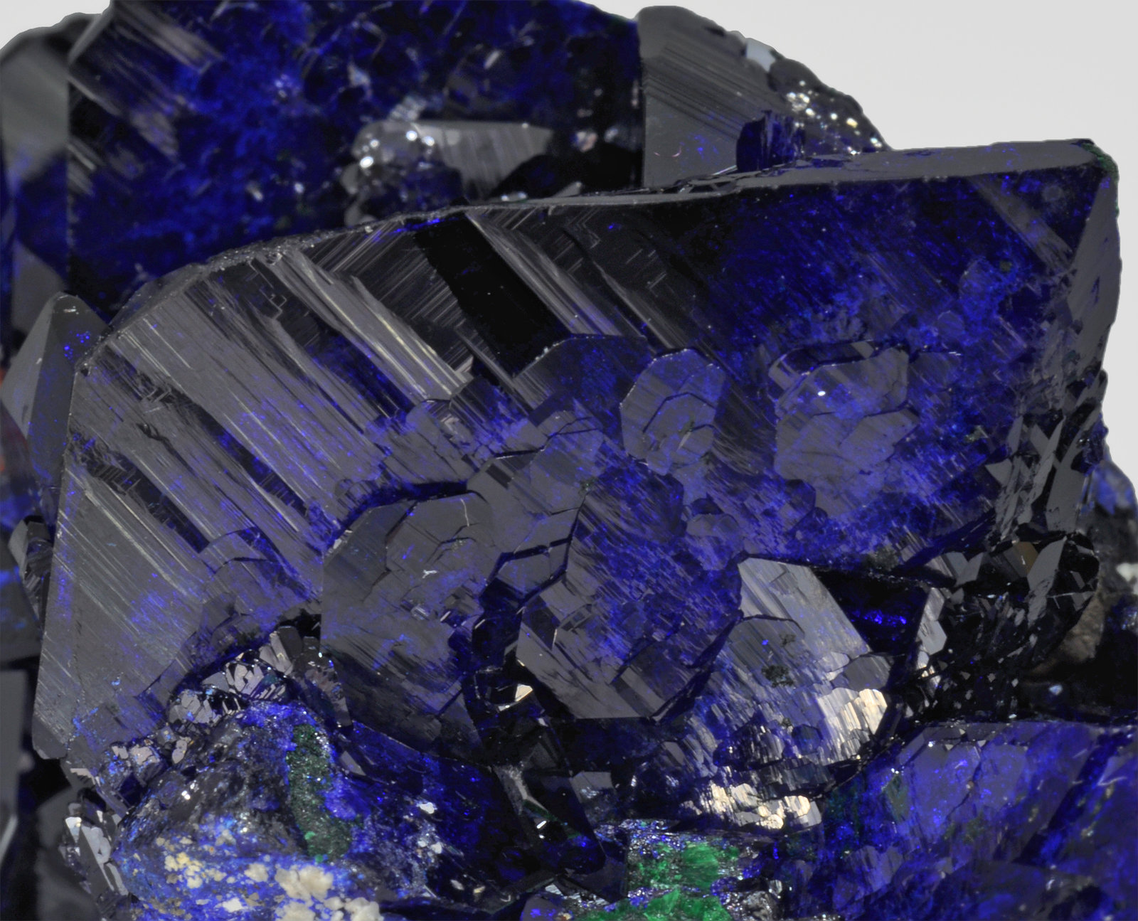 specimens/s_imagesQ8/Azurite-EH66Q8d.jpg