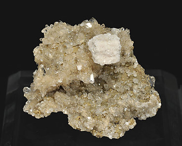 Bultfonteinita con Hydroxyapophyllite-(K) y Calcita. 