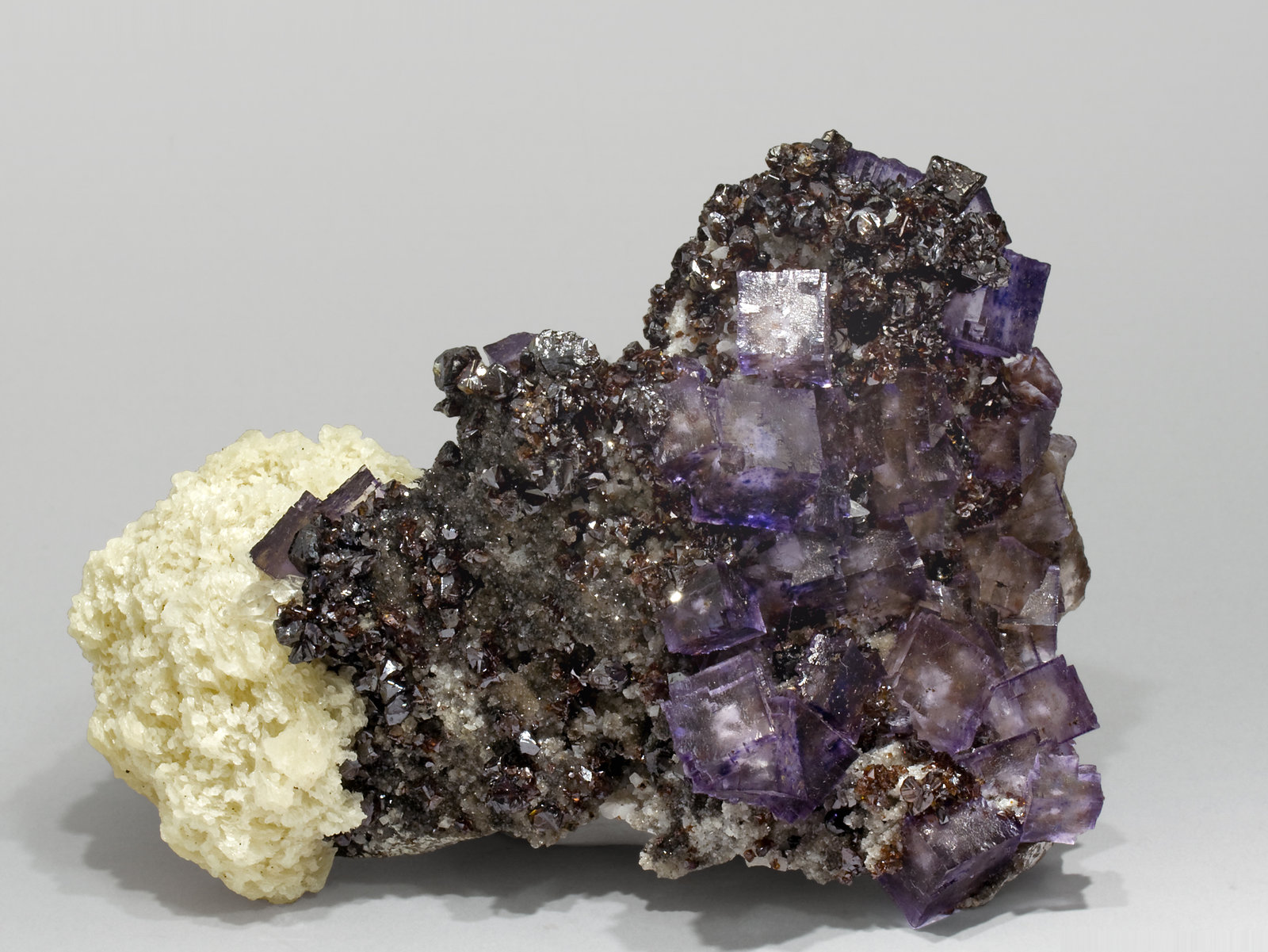 specimens/s_imagesR9/Fluorite-MA87R9s.jpg