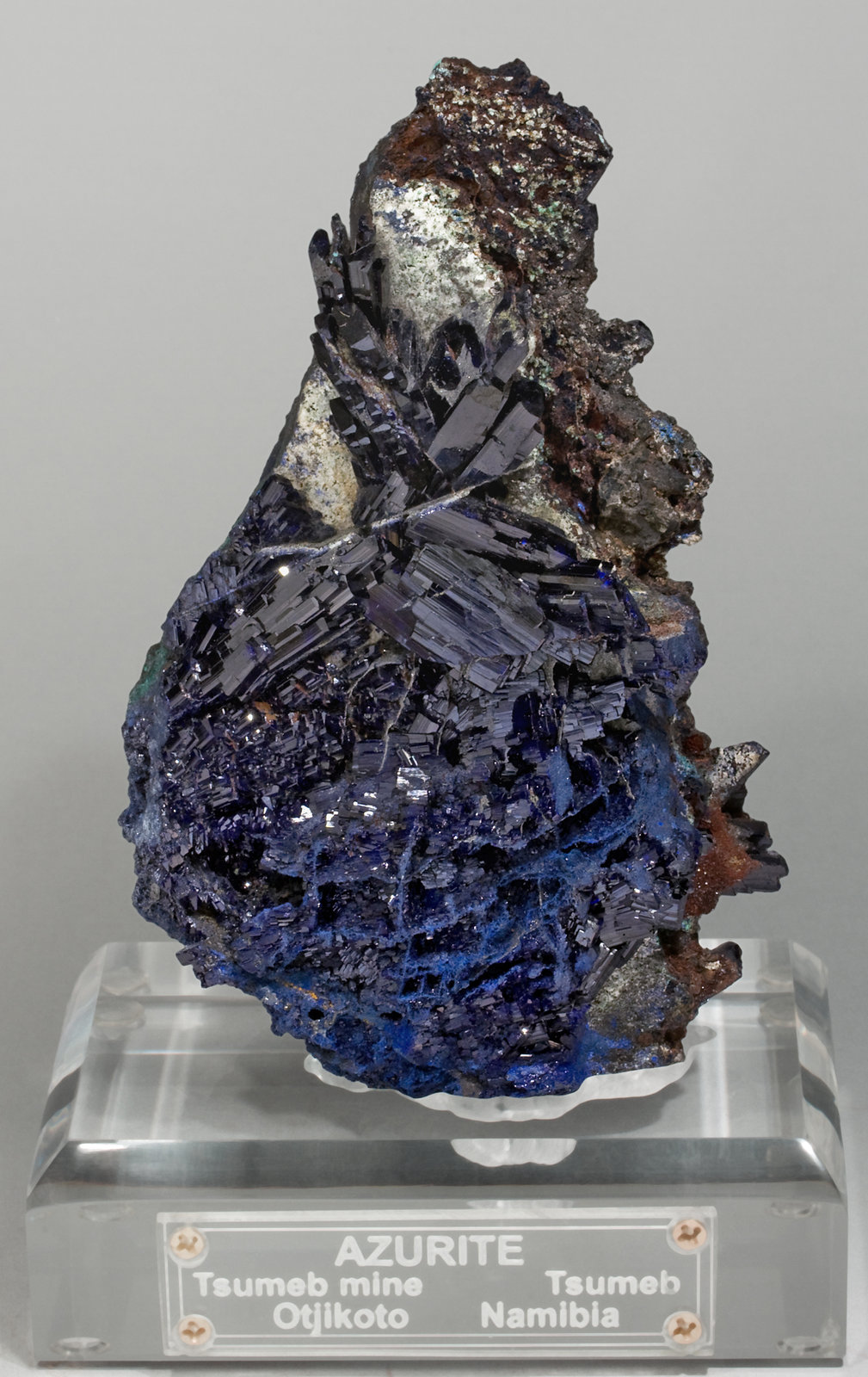 specimens/s_imagesS3/Azurite-MJ63S3f.jpg