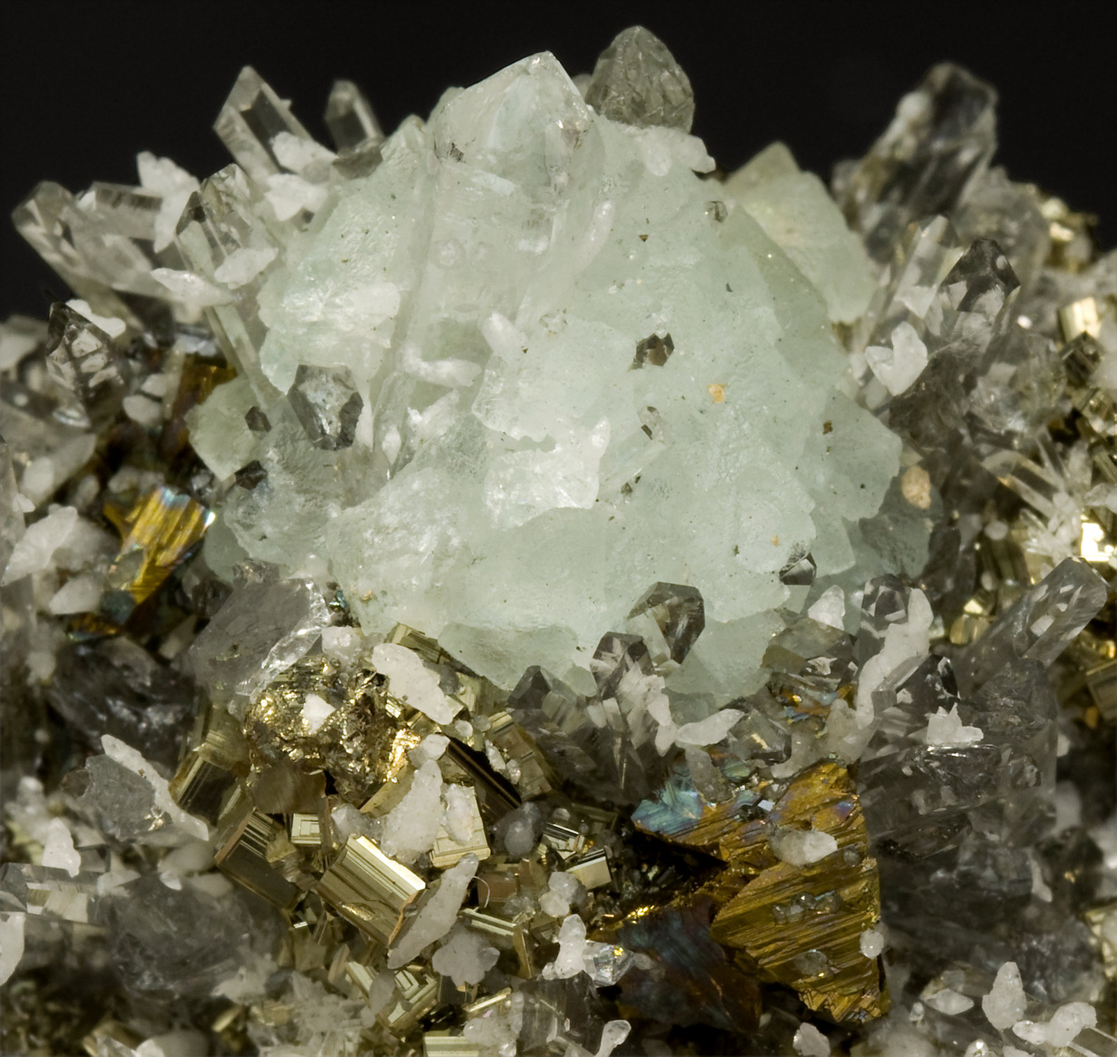 specimens/s_imagesT1/Calcite-MV27T1d.jpg