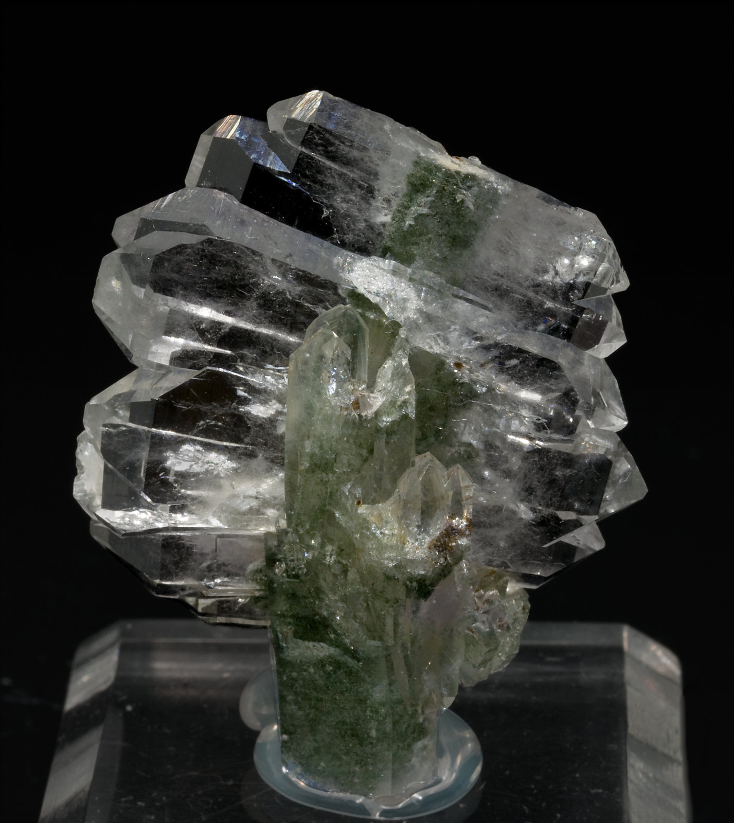 specimens/s_imagesT1/Quartz-TQ68T1f.jpg