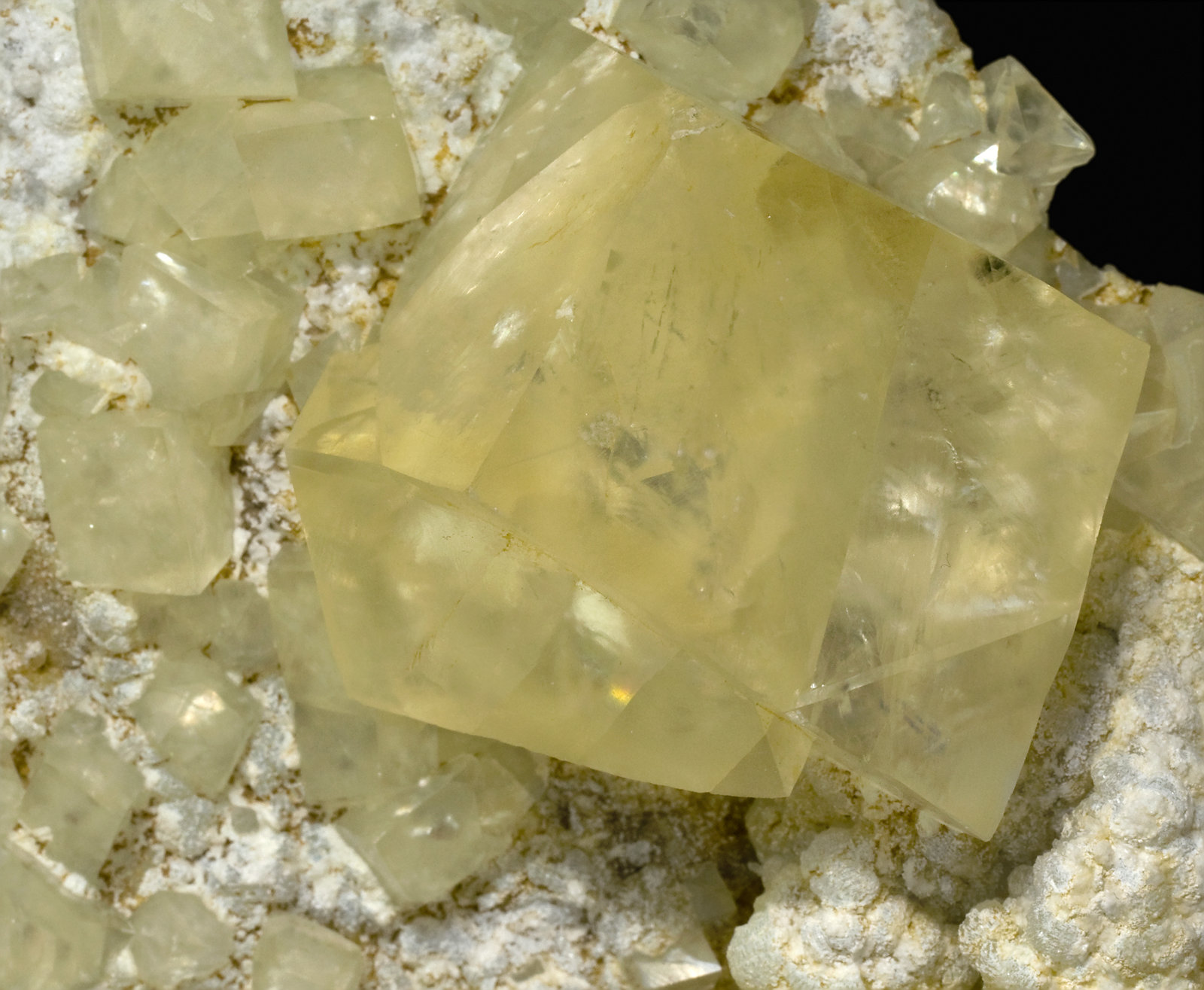 specimens/s_imagesT3/Calcite-JE13T3d.jpg