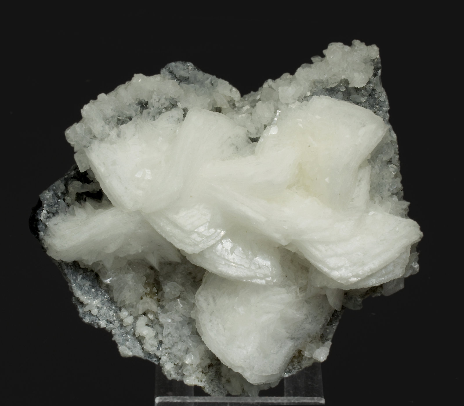 specimens/s_imagesT8/Calcite-EQ14T8t.jpg