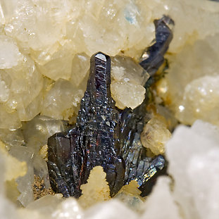 Pyrargyrite with Calcite. 