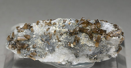 Pyromorphite with Quartz. 