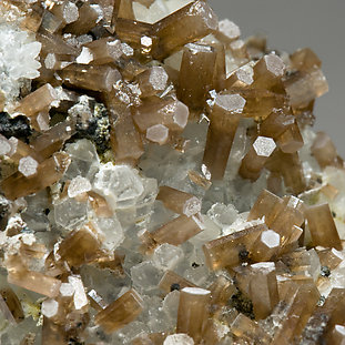 Pyromorphite with Quartz. 