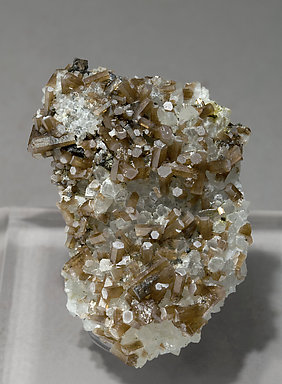 Pyromorphite with Quartz. 