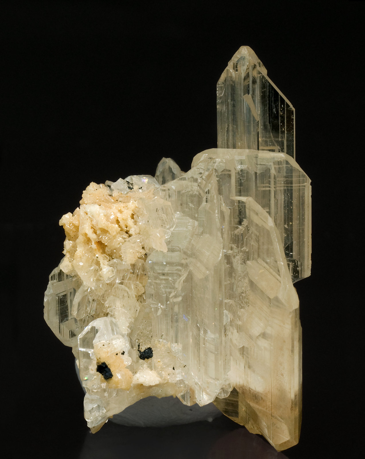 specimens/s_imagesV9/Cerussite-EH28V9s.jpg