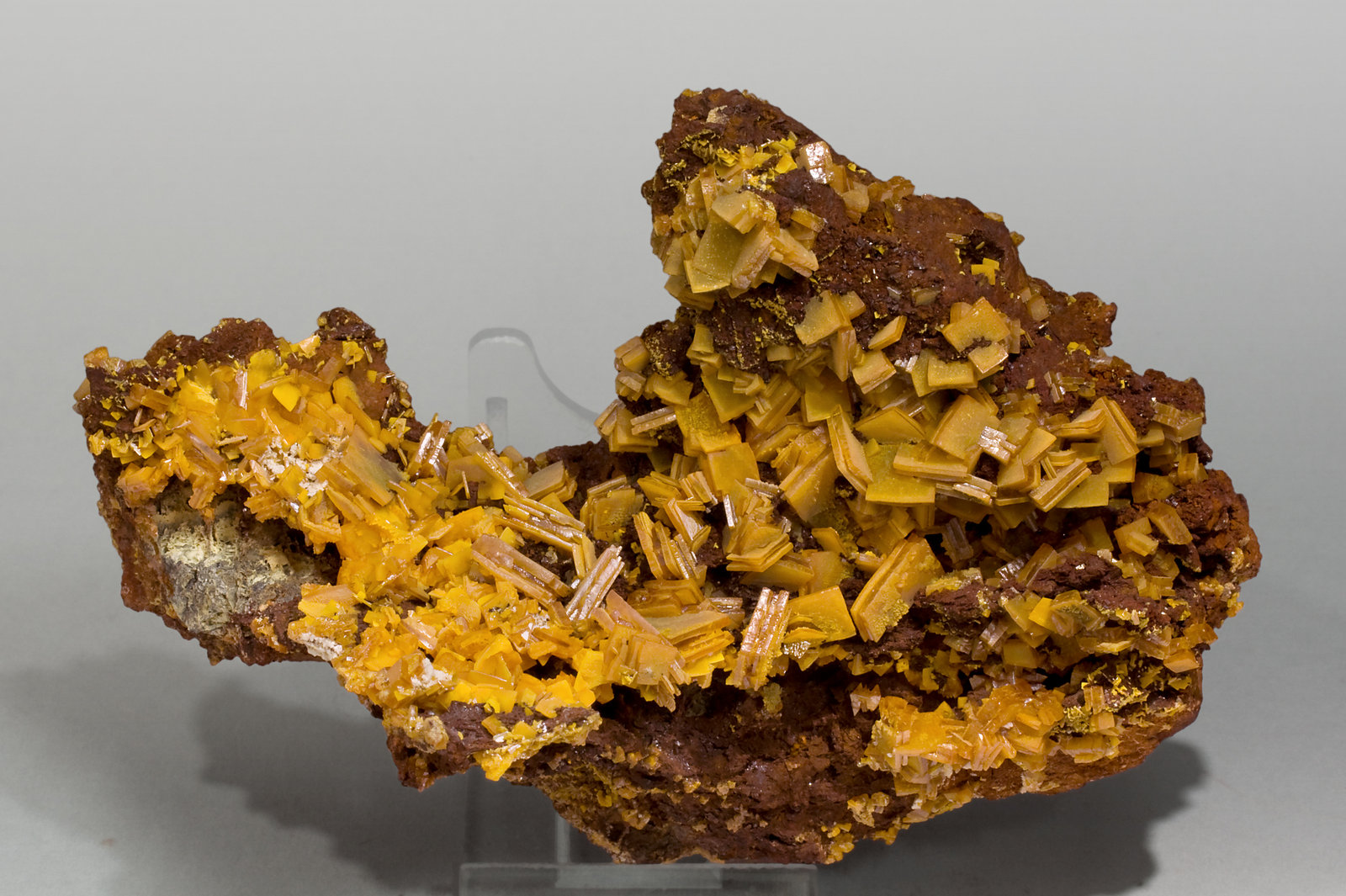 specimens/s_imagesV9/Wulfenite-EE89V9f.jpg