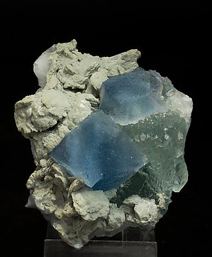 Fluorite with Calcite. Side