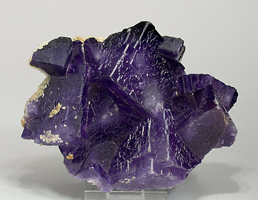 Fluorite with Calcite. Front