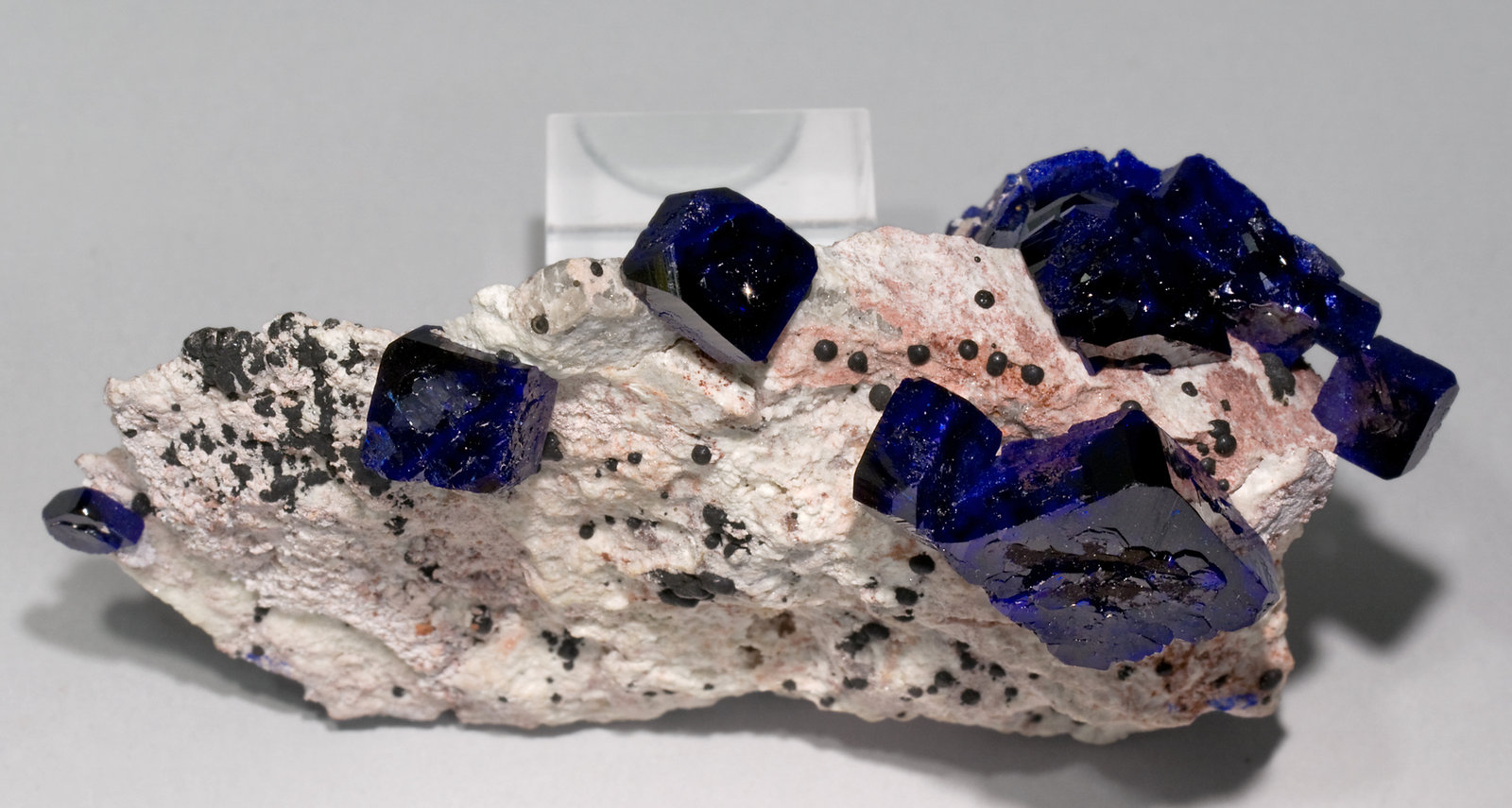 specimens/s_imagesW4/Azurite-TE0W4t.jpg